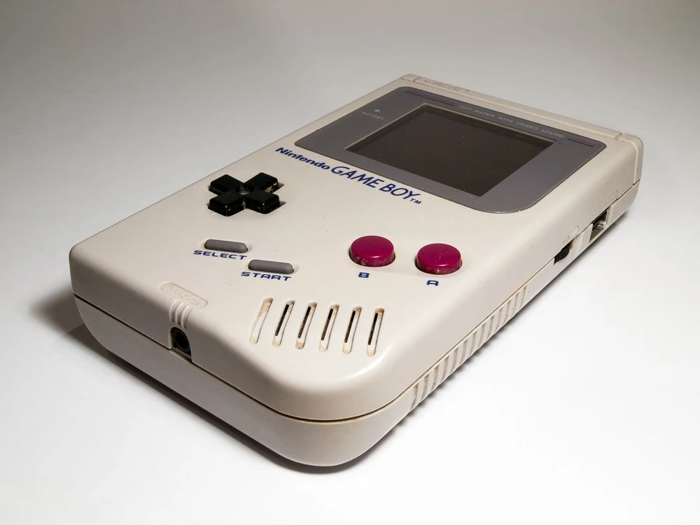 ゲーム機 携帯ゲーム 本体