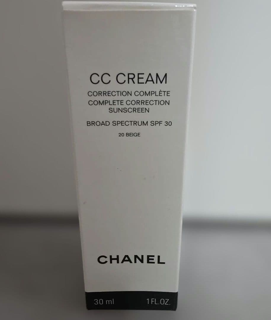 ♡新品未使用品♡ CHANEL CC CREAM 20 BEIGE 30ml
