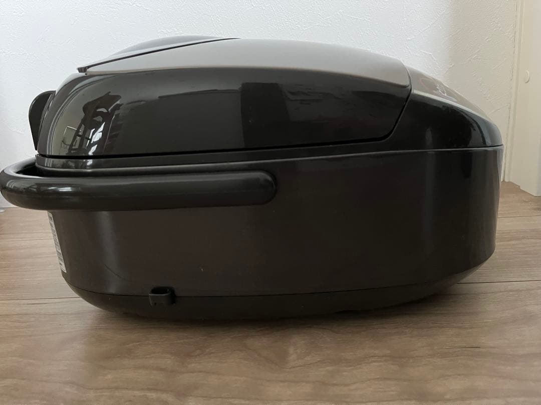 ZOJIRUSHI 象印 IH炊飯ジャー NP-VJ10 画像3